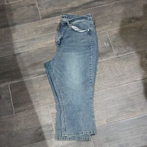 Stylish Blue Denim Cropped Jeans